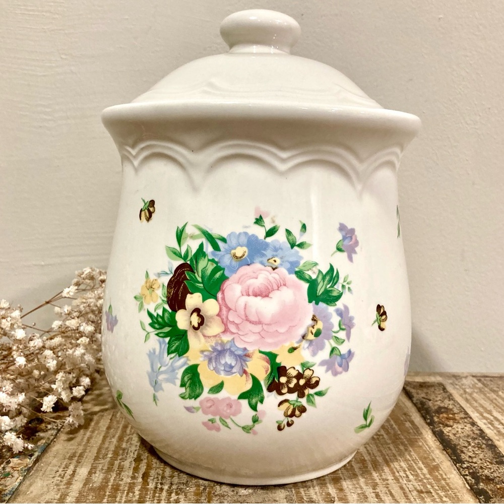 9” Tall Vintage Ceramic Canister Floral Kitchen Storage Cottagecore Flowers